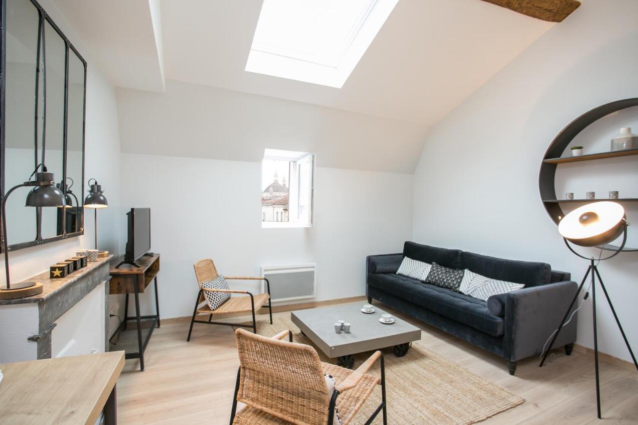Logis Des Halles Du Coderc Apartment Perigueux Room photo