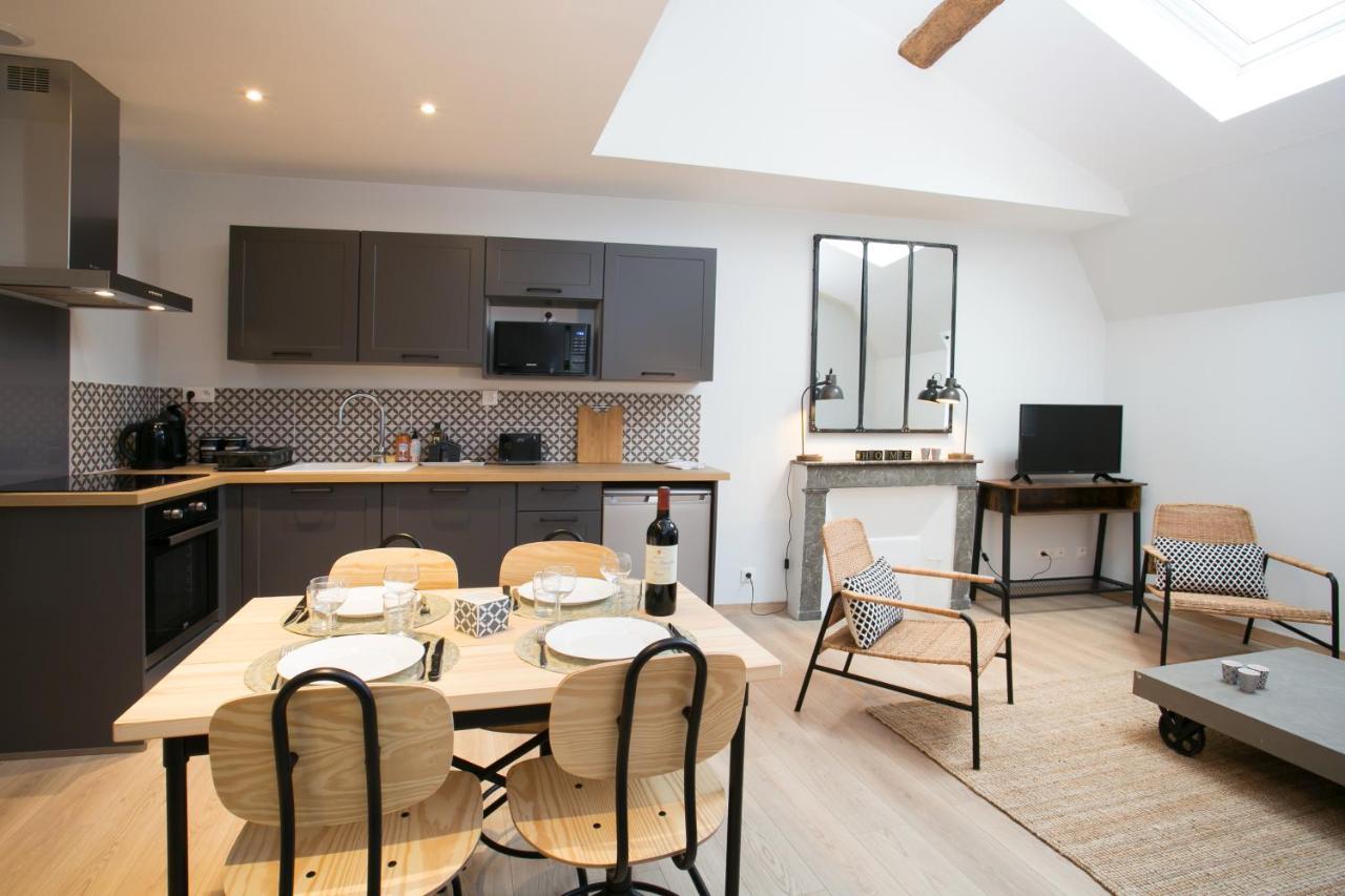 Logis Des Halles Du Coderc Apartment Perigueux Room photo
