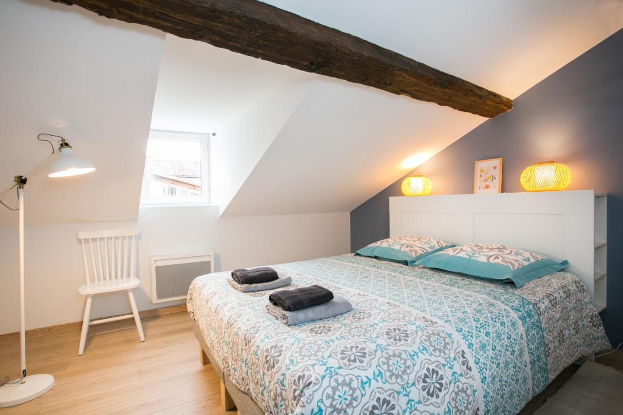 Logis Des Halles Du Coderc Apartment Perigueux Room photo